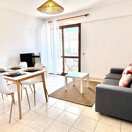 - 2 Bedrooms Apartmán *