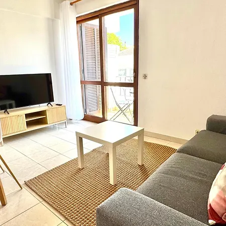 - 2 Bedrooms * Αλμπουφέιρα
