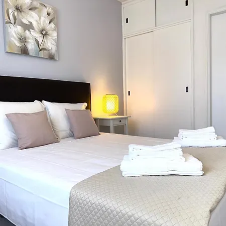 - 2 Bedrooms Διαμέρισμα